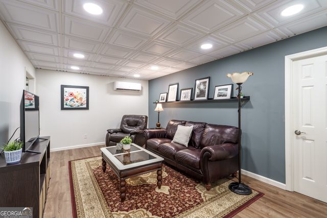 7523 Greens Mill Drive, Loganville, GA 30052