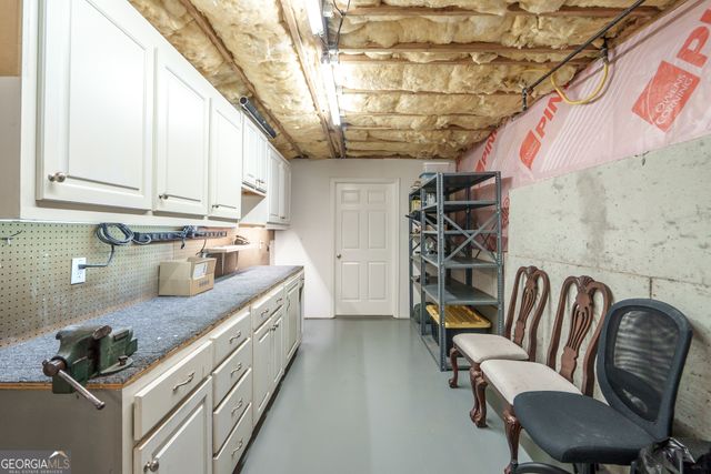 7523 Greens Mill Drive, Loganville, GA 30052