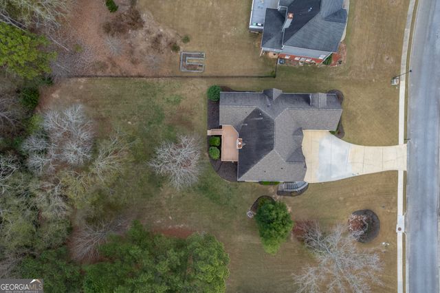 7523 Greens Mill Drive, Loganville, GA 30052