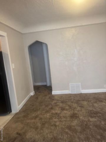 11475 Sanford Street, Detroit, MI 48205