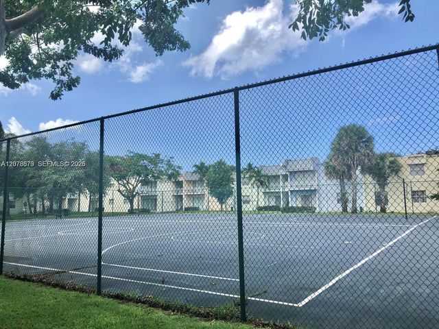 411 Executive Center Drive 203, West Palm Beach, FL 33401