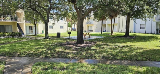 411 Executive Center Drive 203, West Palm Beach, FL 33401