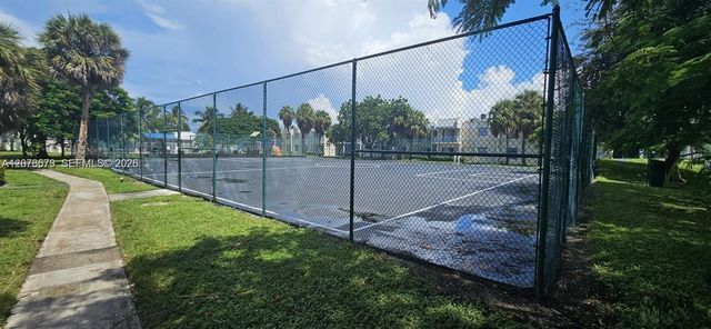 411 Executive Center Drive 203, West Palm Beach, FL 33401