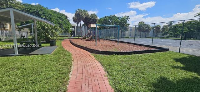 411 Executive Center Drive 203, West Palm Beach, FL 33401