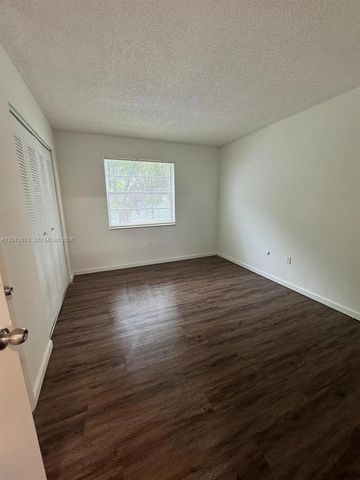 411 Executive Center Drive 203, West Palm Beach, FL 33401