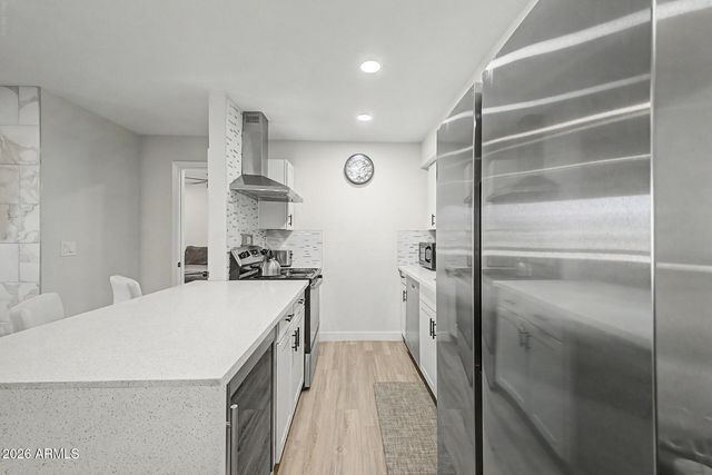 2625 E INDIAN SCHOOL Road 244, Phoenix, AZ 85016