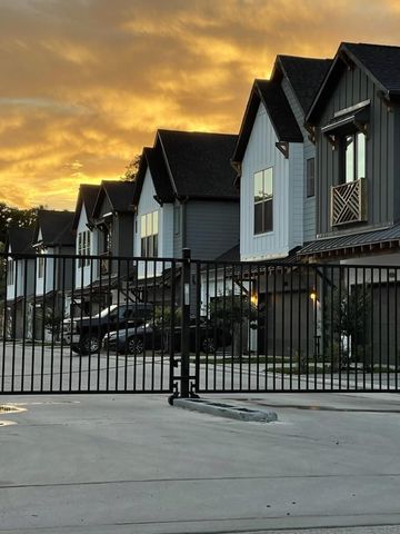 9024 Wellspring Drive, Houston, TX 77080