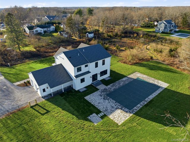 26 Tuthills Lane, Jamesport, NY 11947