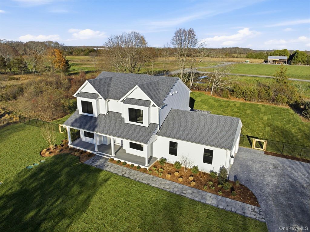26 Tuthills Lane, Jamesport, NY 11947