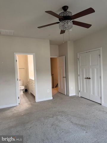 4812 CREST VIEW DR, Hyattsville, MD 20782