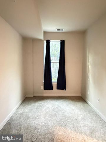 4812 CREST VIEW DR, Hyattsville, MD 20782