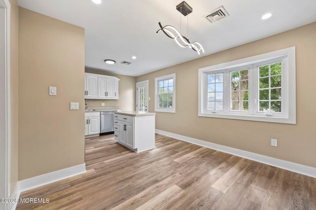 207 Lake Winnepesaukee Drive, Tuckerton, NJ 08087