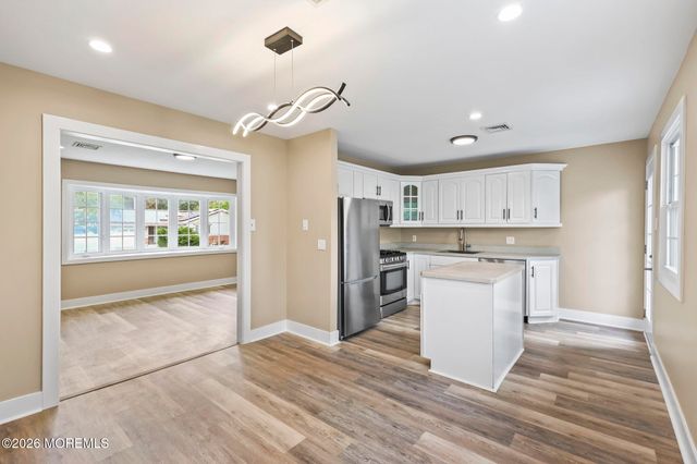 207 Lake Winnepesaukee Drive, Tuckerton, NJ 08087