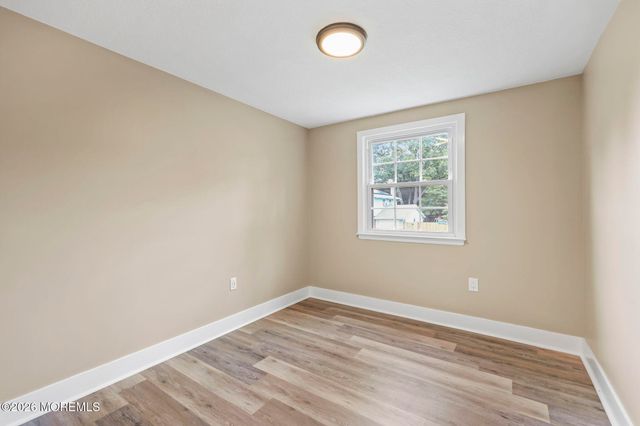 207 Lake Winnepesaukee Drive, Tuckerton, NJ 08087