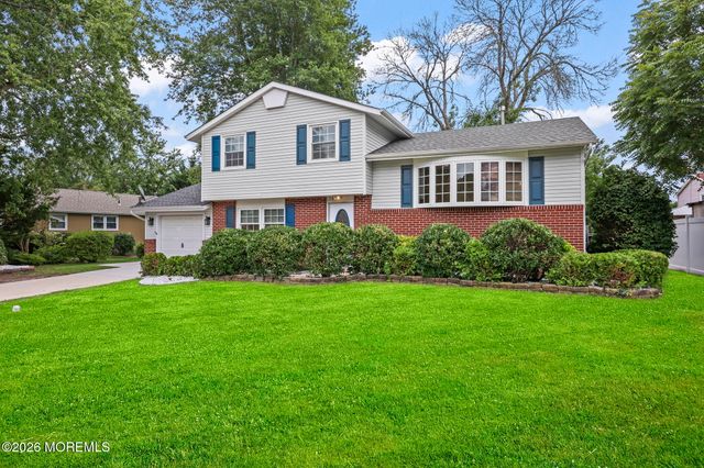 207 Lake Winnepesaukee Drive, Tuckerton, NJ 08087