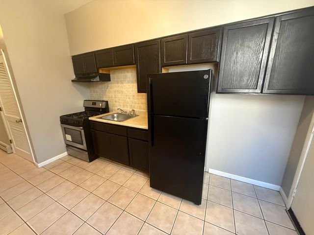 368 E 59th Street 1, Chicago, IL 60637