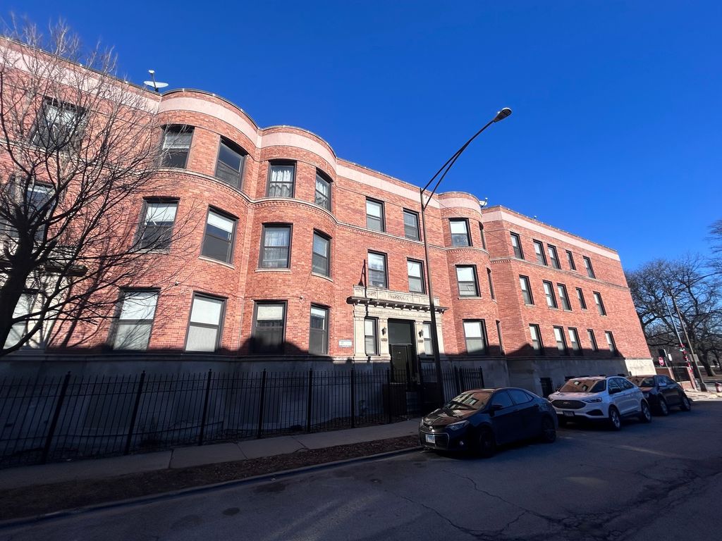 368 E 59th Street 1, Chicago, IL 60637