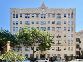917 W EASTWOOD Avenue 216, Chicago, IL 60640
