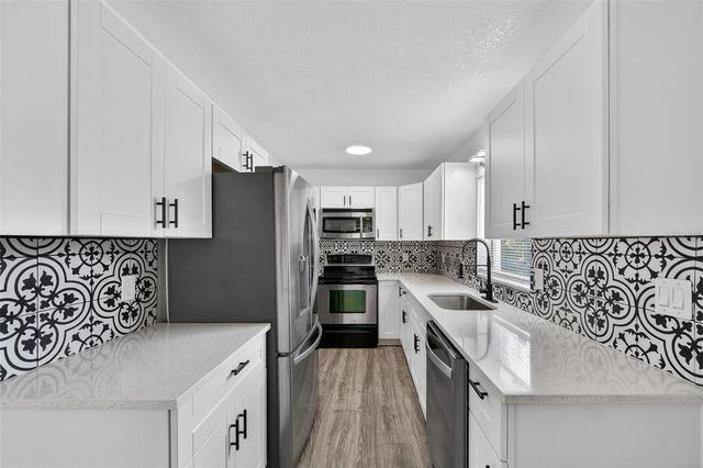 3034 TOURAINE AVENUE, Orlando, FL 32812