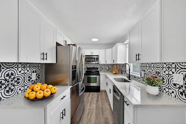 3034 TOURAINE AVENUE, Orlando, FL 32812