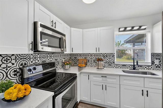 3034 TOURAINE AVENUE, Orlando, FL 32812