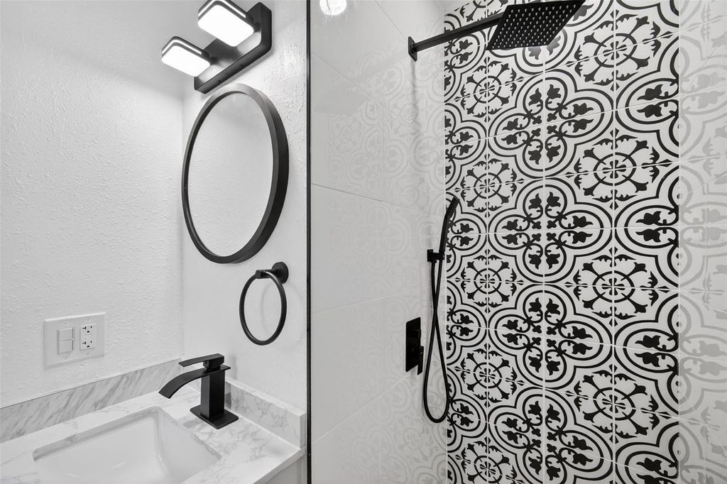 Image 36 of property listing at 3034 TOURAINE AVENUE, Orlando, FL 32812