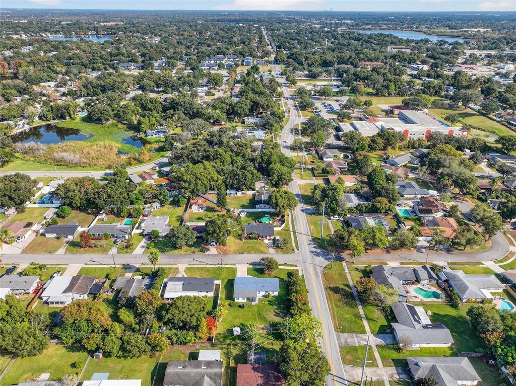 Image 74 of property listing at 3034 TOURAINE AVENUE, Orlando, FL 32812