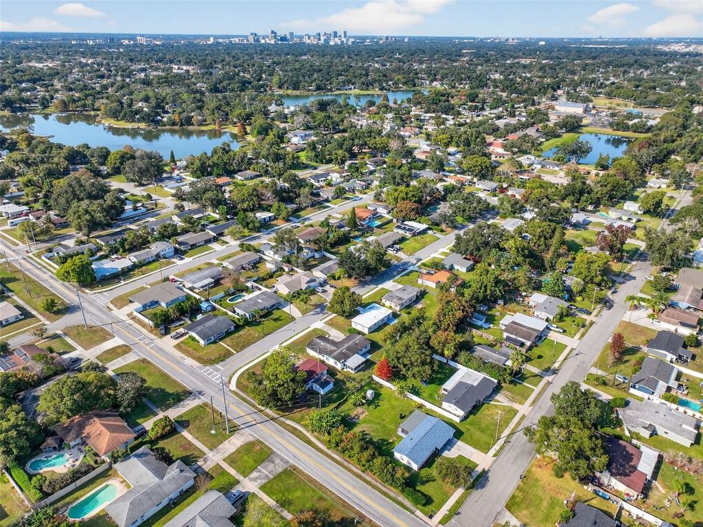 Image 91 of property listing at 3034 TOURAINE AVENUE, Orlando, FL 32812