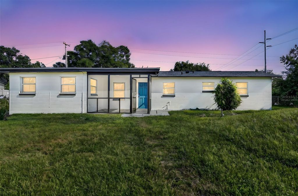 Image 93 of property listing at 3034 TOURAINE AVENUE, Orlando, FL 32812