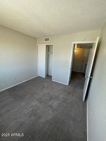 4236 S 46TH Place, Phoenix, AZ 85040