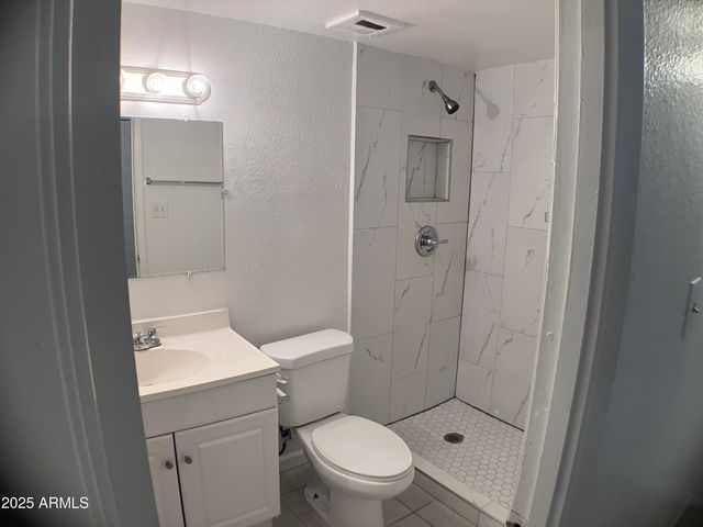 4236 S 46TH Place, Phoenix, AZ 85040