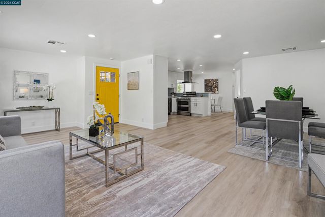 301 Avenida Flores, Pacheco, CA 94553