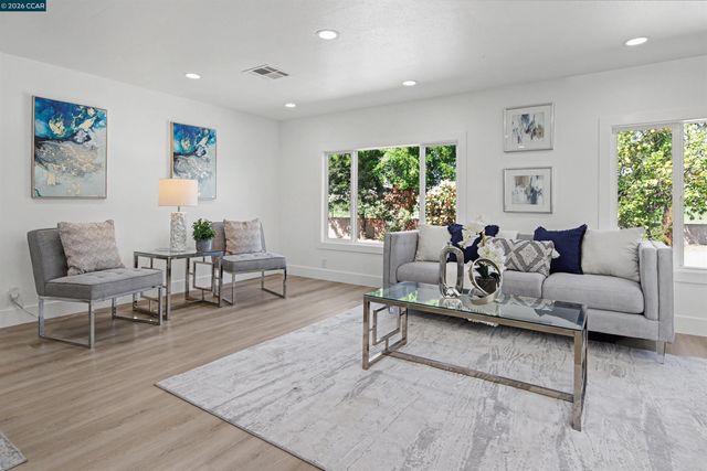 301 Avenida Flores, Pacheco, CA 94553