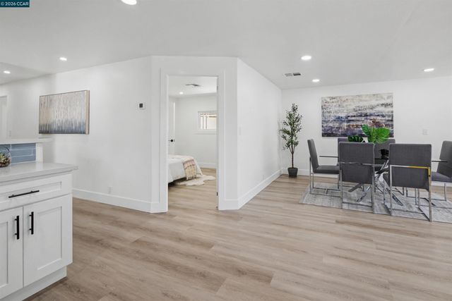301 Avenida Flores, Pacheco, CA 94553