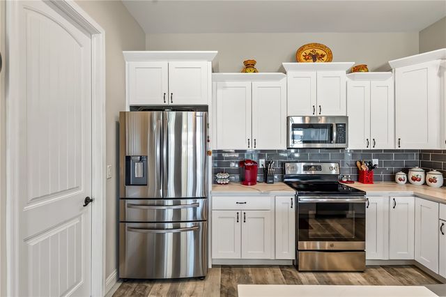 3395 Sunbeam Drive, Bullhead City, AZ 86429