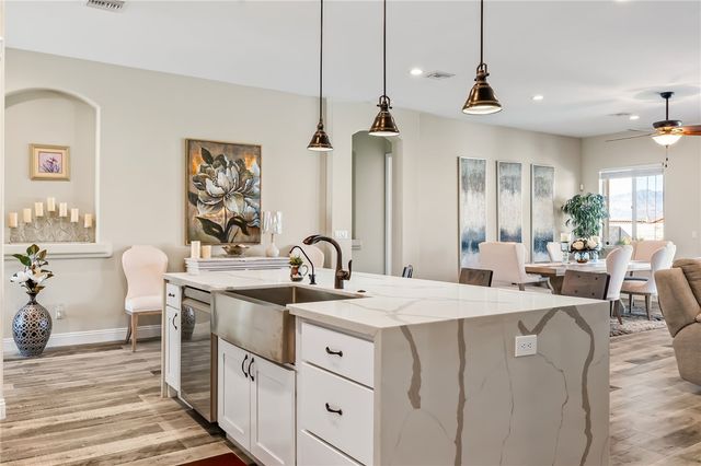 3395 Sunbeam Drive, Bullhead City, AZ 86429