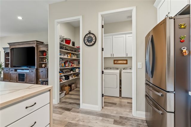 3395 Sunbeam Drive, Bullhead City, AZ 86429