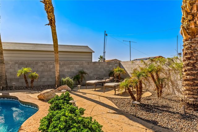 3395 Sunbeam Drive, Bullhead City, AZ 86429