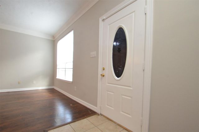 11045 Landswalk Drive 115, Houston, TX 77099
