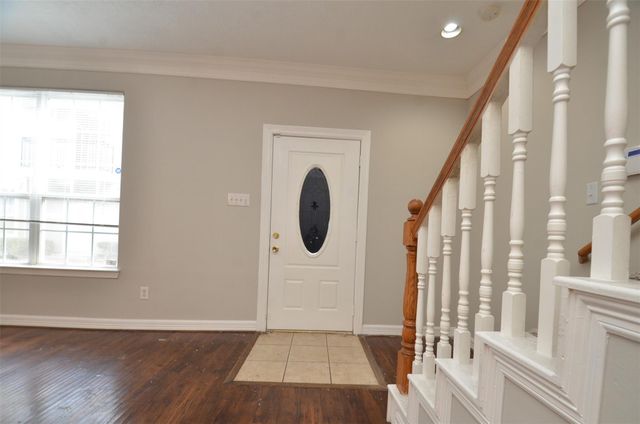 11045 Landswalk Drive 115, Houston, TX 77099