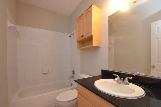 11045 Landswalk Drive 115, Houston, TX 77099