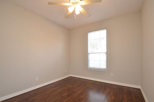 11045 Landswalk Drive 115, Houston, TX 77099