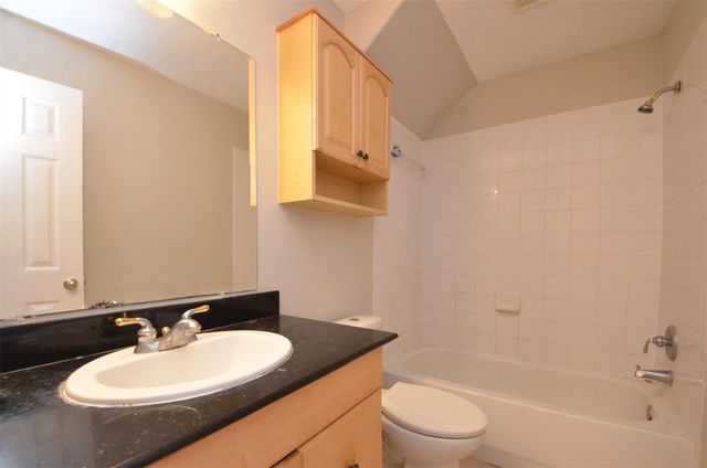 11045 Landswalk Drive 115, Houston, TX 77099