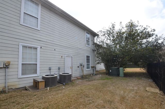 11045 Landswalk Drive 115, Houston, TX 77099