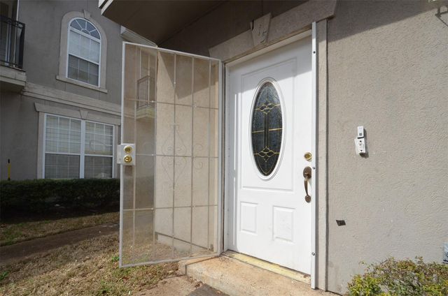 11045 Landswalk Drive 115, Houston, TX 77099