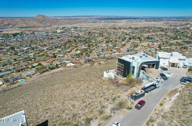 27 Hidden Hills Drive, El Paso, TX 79902