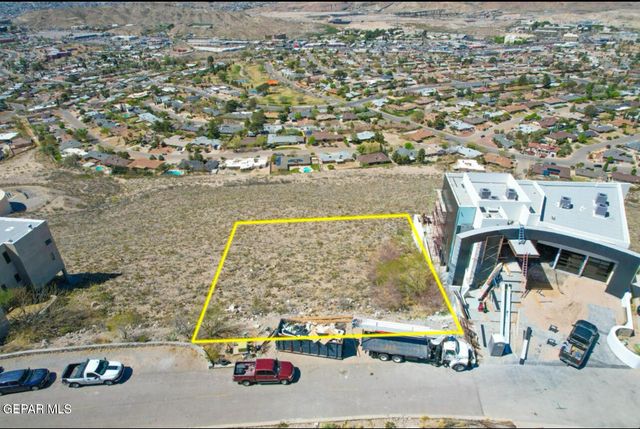 27 Hidden Hills Drive, El Paso, TX 79902