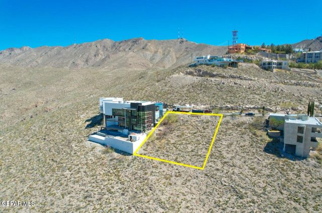 27 Hidden Hills Drive, El Paso, TX 79902