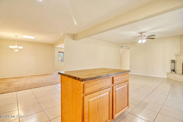 9022 E Rosewood Street, Tucson, AZ 85710