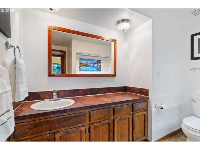 3518 Ne 102ND St, Vancouver, WA 98686